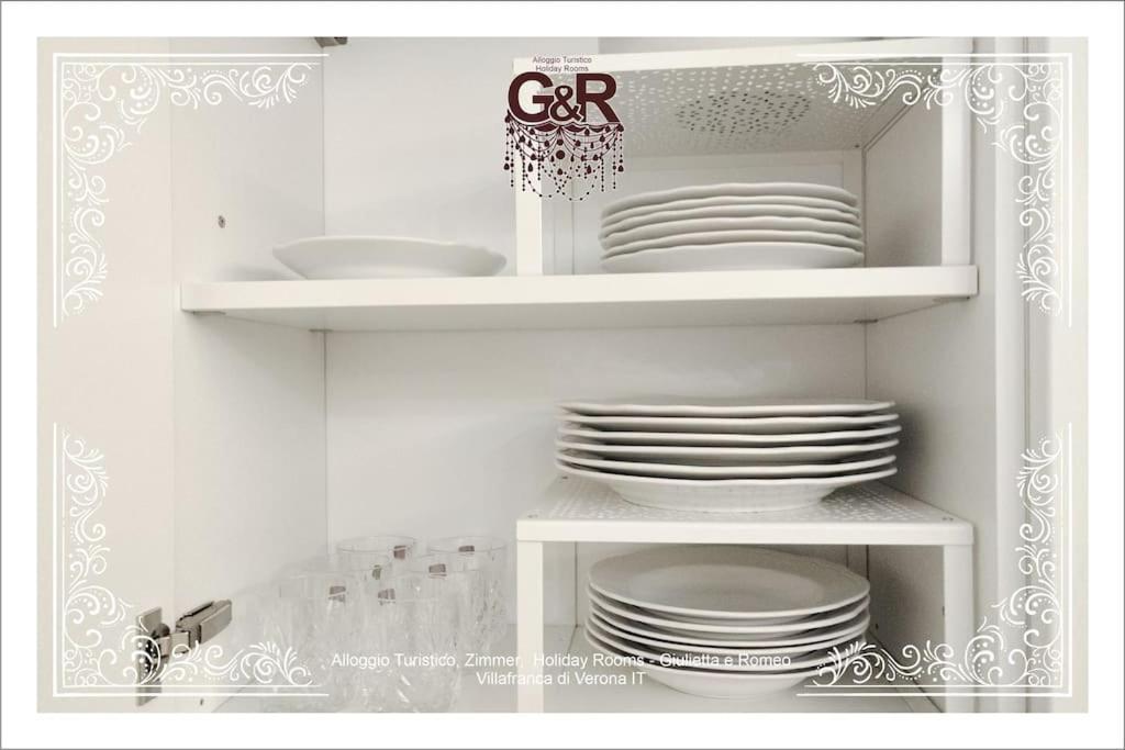 Alloggio Turistico Giulietta E Romeo - Intero Appartamento - Villafranca Di Verona, Zimmer, Holiday Rooms Exteriér fotografie