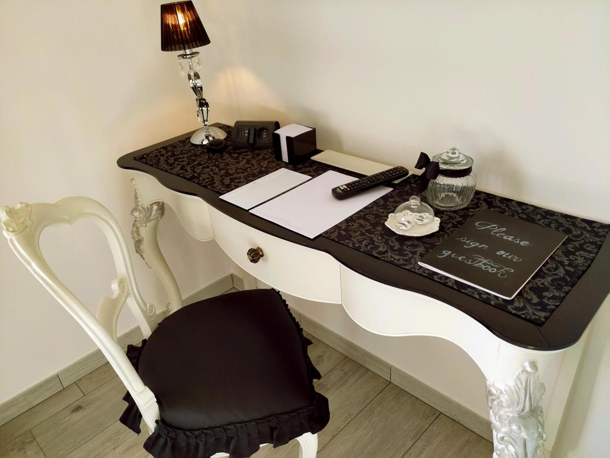 Alloggio Turistico Giulietta E Romeo - Intero Appartamento - Villafranca Di Verona, Zimmer, Holiday Rooms Exteriér fotografie